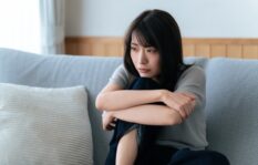 夫の浮気相手が取引先の親族！穏便に解決する方法は？